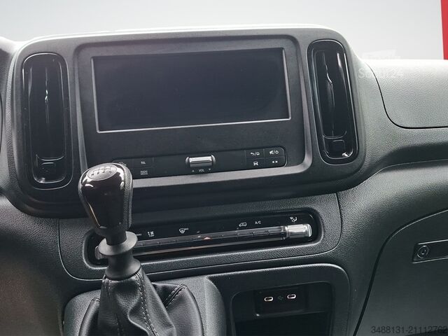 Panelinis furgonas Mercedes-Benz VITO 116 NEUES MODELL EL AHK NAVI KAM TEMPOMAT