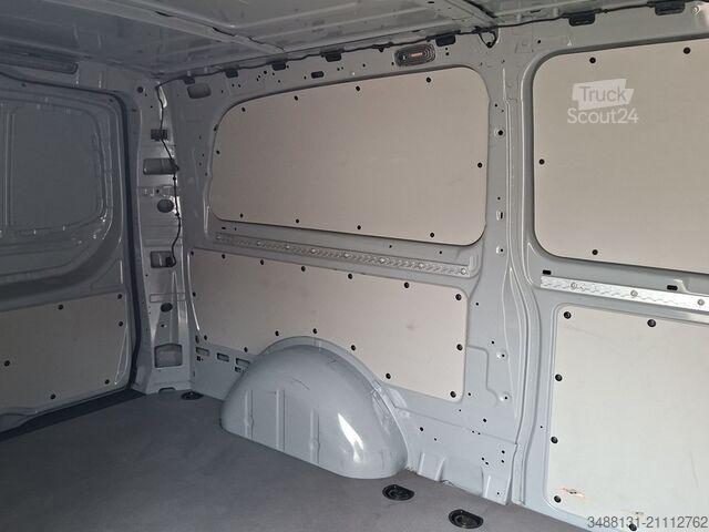 Panelinis furgonas Mercedes-Benz VITO 116 NEUES MODELL EL AHK NAVI KAM TEMPOMAT
