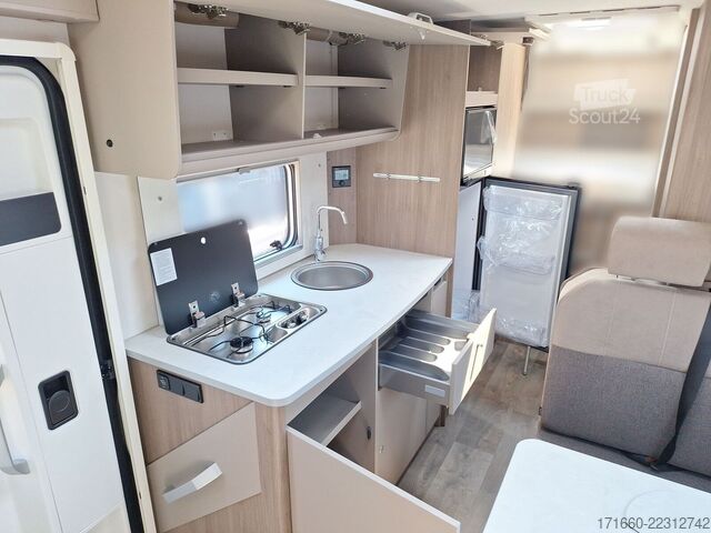 Кемпер с алковен CARADO pro A 464 Automatik, Fußbodenerw, Markise