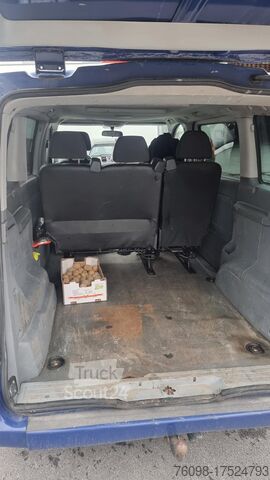Fourgonnette Mercedes-Benz Vito 120
