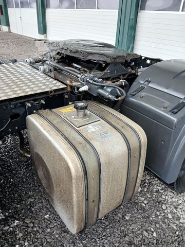 Standard tractor unit MAN TGS 18.500