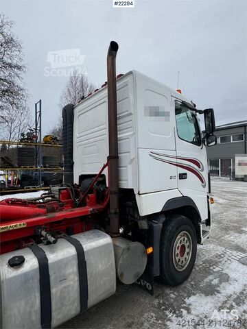 Hook arm system Volvo FH16 tridem hook loader with Joab hook with articu