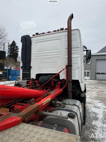 Hook arm system Volvo FH16 tridem hook loader with Joab hook with articu