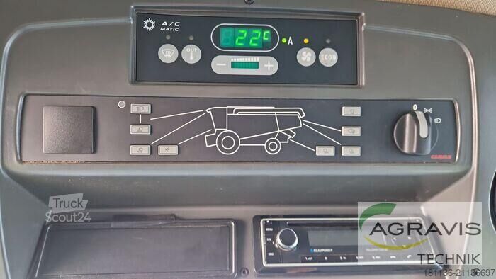 Moissonneuse-batteuse Claas LEXION 670