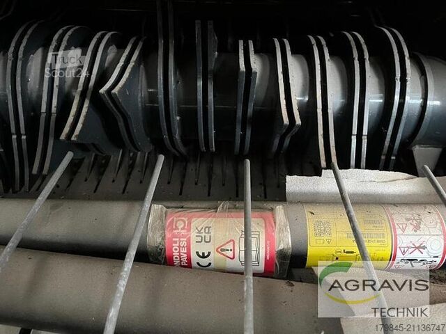 Chargeur de cour Kuhn FB 3130 Kuhn FB3130 OC