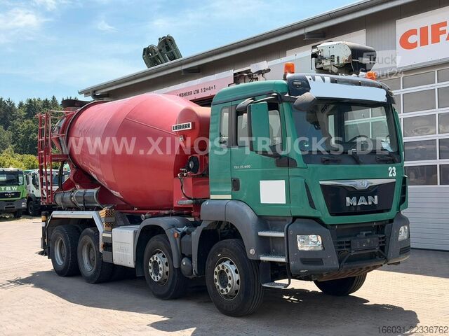 Miešačka betónu na podvozku MAN TGS 32.400 Liebherr 9m³ + 17M Förderband