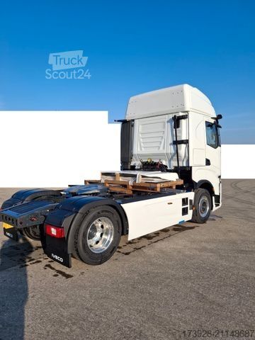 Tractor estándar IVECO AS440S58 T/FP - ADR