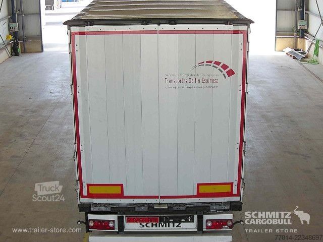 مقطورة نصفية مفتوحة مع قماش مشمع Schmitz Cargobull Curtainsider Standard