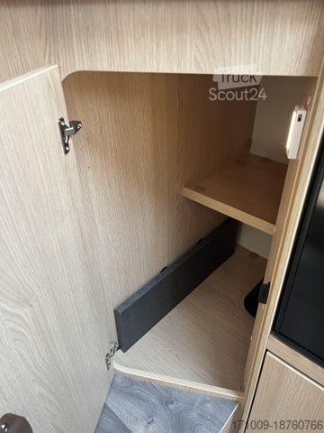 Autorulotă semi-integrată SUNLIGHT Adventure T 67 8G Autom. TV Paket Combi 6E