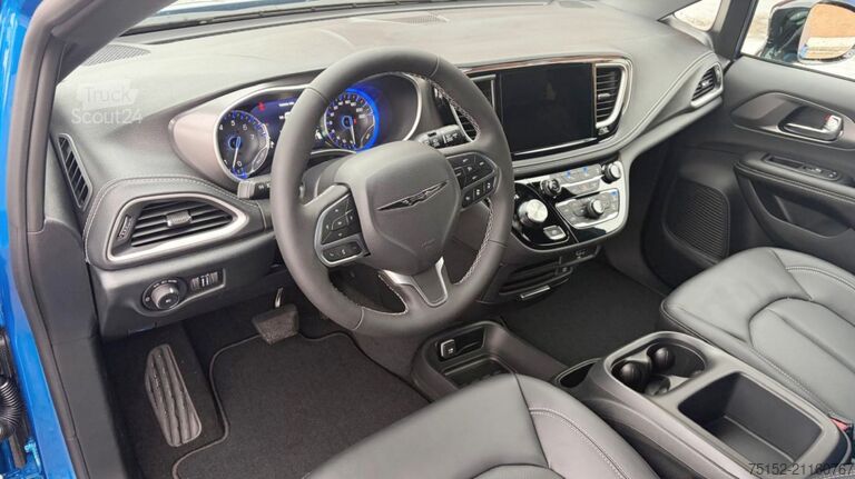 Microbuz, Mini-Van, 7 locuri Chrysler Pacifica Sondermodell 100 Jahre Edition: