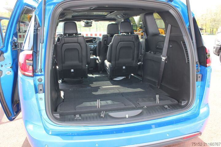 Kleinbus, Mini-Van, 7-Sitzer Chrysler Pacifica Sondermodell 100 Jahre Edition: