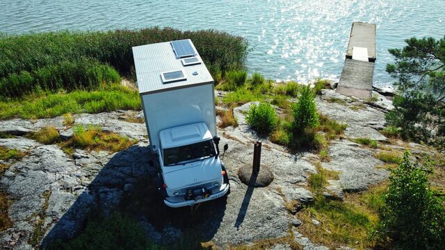 Mobil ev Mercedes-Benz Unimog 400