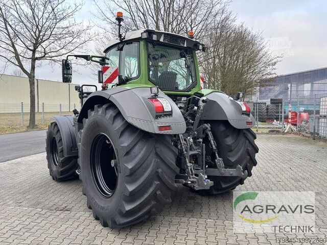 Tractor Fendt 826 VARIO S4 Profi Plus