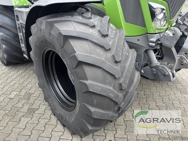 Tractor Fendt 826 VARIO S4 Profi Plus