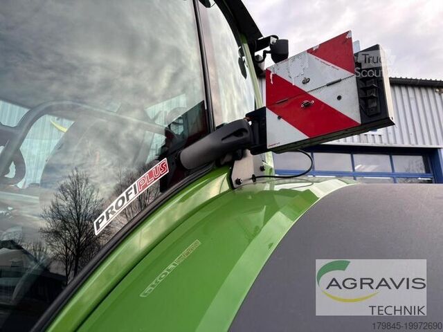 Tractor Fendt 826 VARIO S4 Profi Plus