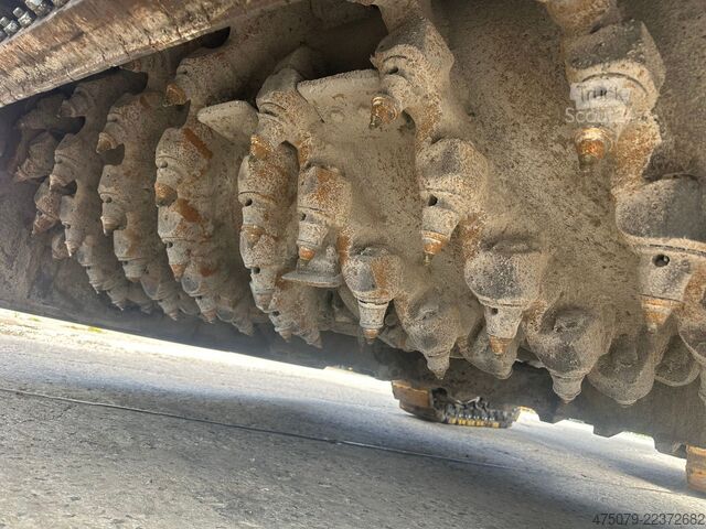 Usina de mistura de asfalto Bitelli SF 200 L / Aspfaltfräse 2 m