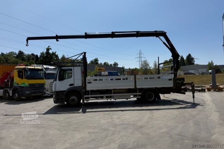 Grua montada em camião MERCEDES-BENZ Antos 1836 4x2 Hiab 122-4