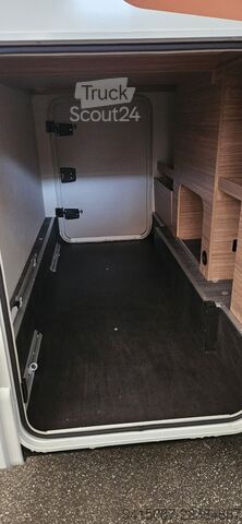 Halvintegrert bobil Weinsberg CaraCompact