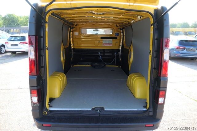 Duba panelată renault Trafic dCi 120 L2H1 3,0t Komfort