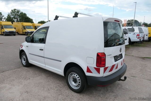 Furgoneta Volkswagen Caddy 2.0 TDI 4Motion Klima AHK Tempomat Werkstatteinbauten COC