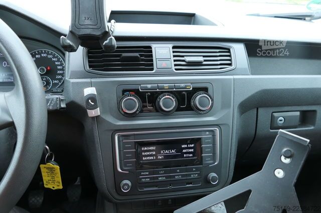 Furgoneta Volkswagen Caddy 2.0 TDI 4Motion Klima AHK Tempomat Werkstatteinbauten COC