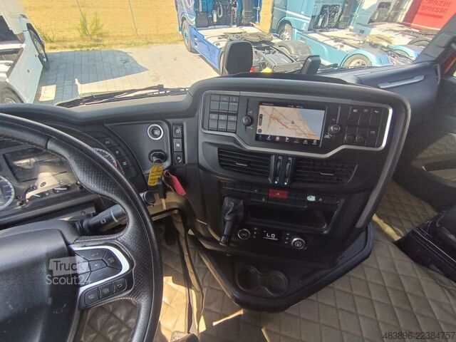 Traktör Iveco SWAY 510