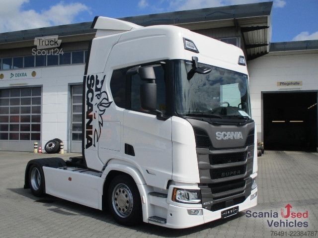 Standardni vlačilec Scania R 460 A4x2EB / Navi / Standklima