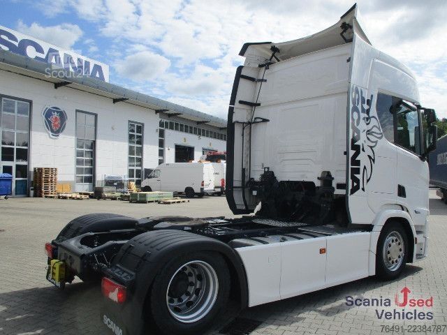 Standardni vlačilec Scania R 460 A4x2EB / Navi / Standklima