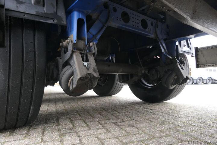 Suitcase Krone SD | Lift Axle | 2019 | Container Roof | TUV/MO...