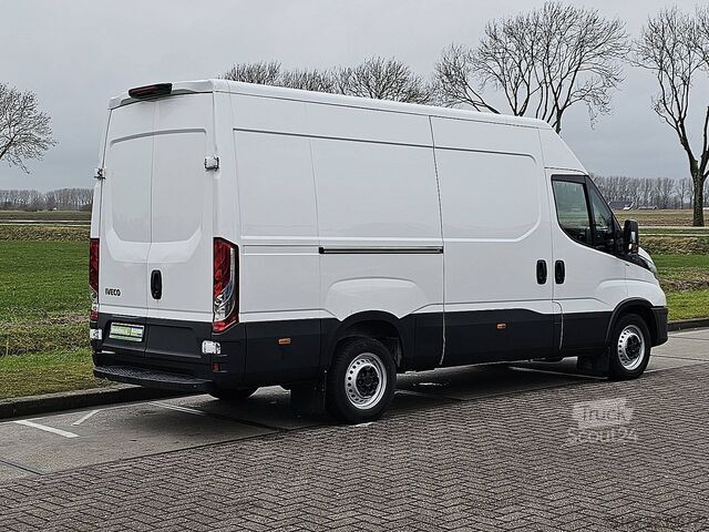 Magastetős kombi IVECO DAILY 35S14 L2H2 Airco Euro6