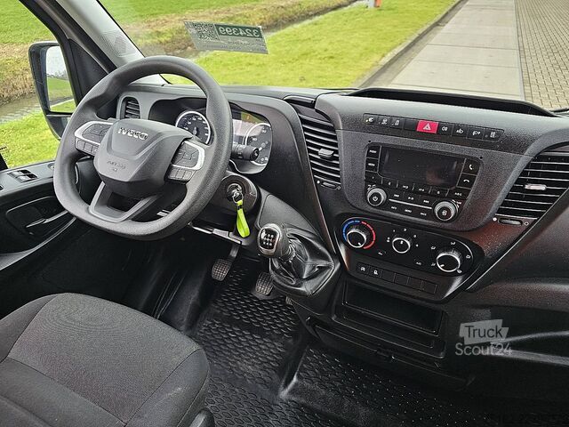Magastetős kombi IVECO DAILY 35S14 L2H2 Airco Euro6