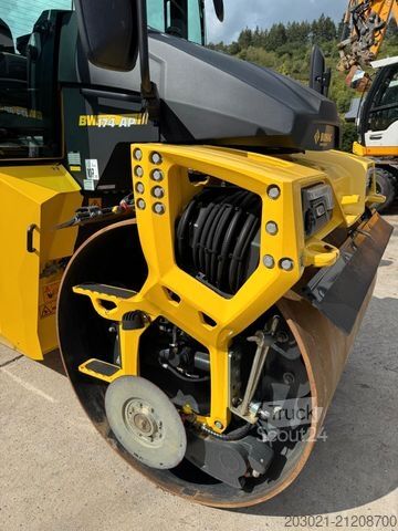 Single drum roller BOMAG BW 174 AP - 5 AM *Asphalt Manager / 2x KSG*