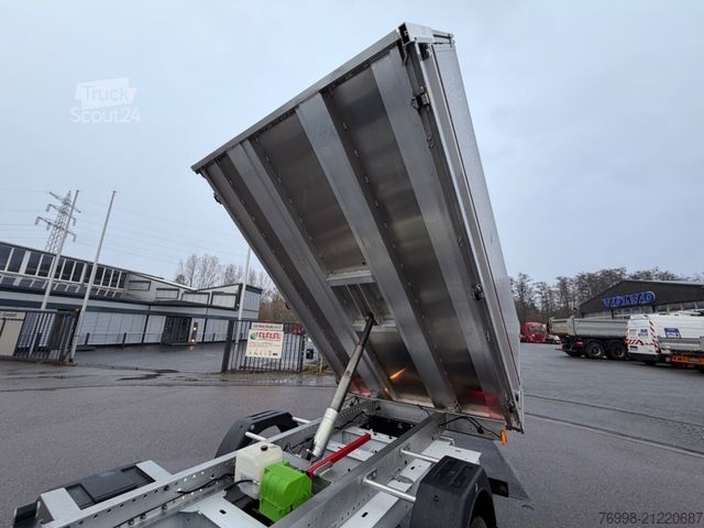 Tipper van RENAULT MASTER DOPPELKABINER KIPPER MIT LAUBFANG