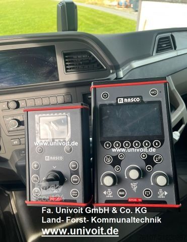 Speciale doeleinden vrachtwagen MAN MAN TGS 18.520 Allrad Hydro Streuer Schneepflug