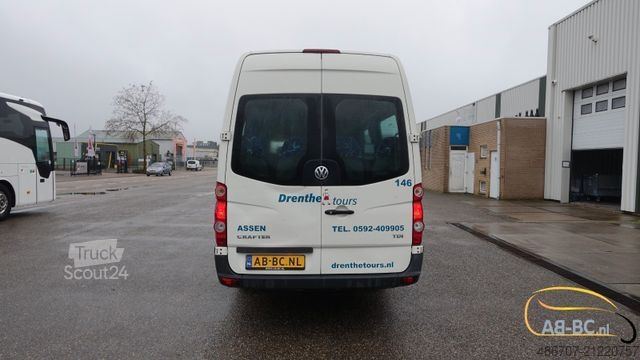 Minibus VOLKSWAGEN Crafter 2.5 TDI 23-Sitze