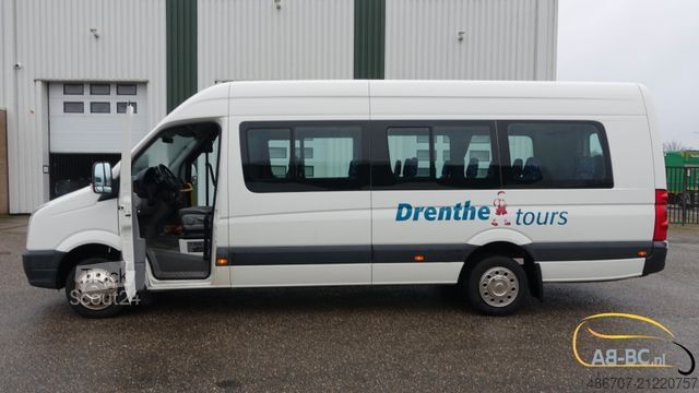 Minibus VOLKSWAGEN Crafter 2.5 TDI 23-Sitze