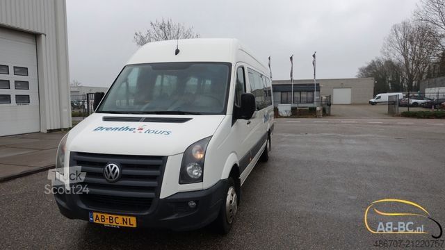 Minibus VOLKSWAGEN Crafter 2.5 TDI 23-Sitze