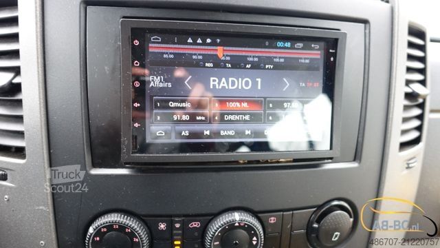 Minibus VOLKSWAGEN Crafter 2.5 TDI 23-Sitze