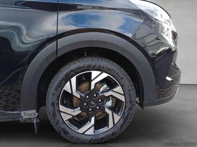 Minibus FORD Tourneo Custom Active 320 L1H1 4x4 Autm. 125 kW,