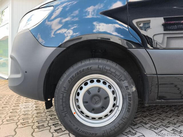 Vans ar augstu jumtu MERCEDES-BENZ Sprinter III Kasten RWD 317 CDI RWD