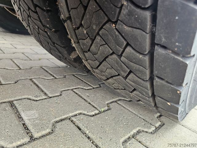 Lastbil med utbytbar kaross MERCEDES-BENZ 2545 BDF Twistlook, Klima, Euro 6, 2 x AHK