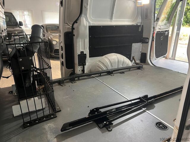 Панелен ван HYUNDAI H-1  2,5 CRDI Kastenwagen*Garantie*
