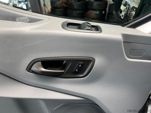 Vans ar augstu jumtu FORD Transit Hoch+Lang*L2-H2*Trend*Garantie*155Ps*
