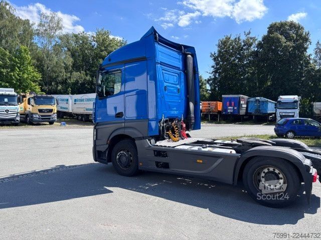 Vakio vetoauto MERCEDES-BENZ Actros 5  MB 1842 Retarder 2 Tanks