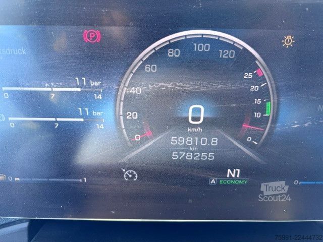 Vakio vetoauto MERCEDES-BENZ Actros 5  MB 1842 Retarder 2 Tanks