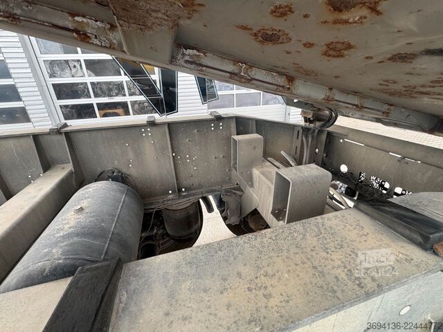 Sklopný návěs SCHMITZ CARGOBULL SKI 18 SL-7,2SR hydraulische Heckklappe