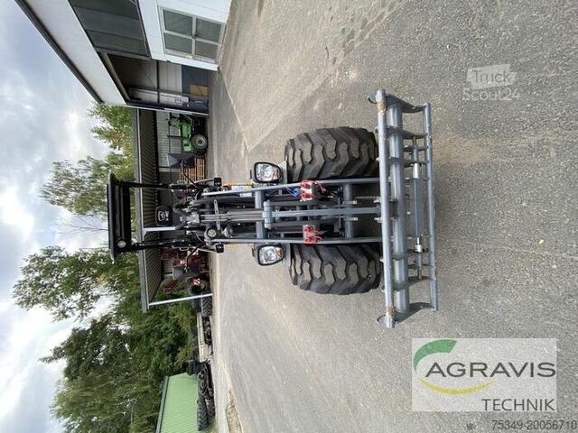 Hoflader Giant G1500