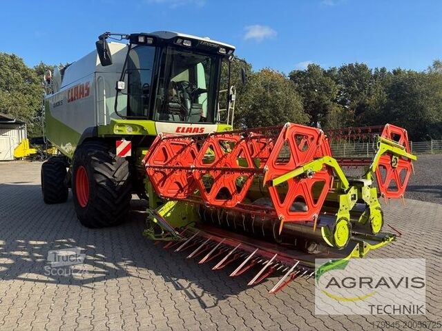 Mähdrescher Claas LEXION 530