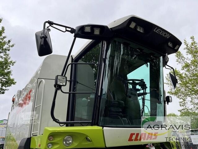 Moissonneuse-batteuse Claas LEXION 530