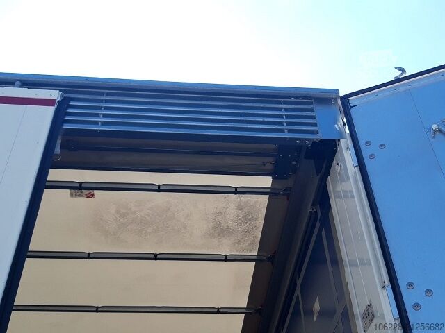 Perde kenarlı yarı römork Lecitrailer City Trailer